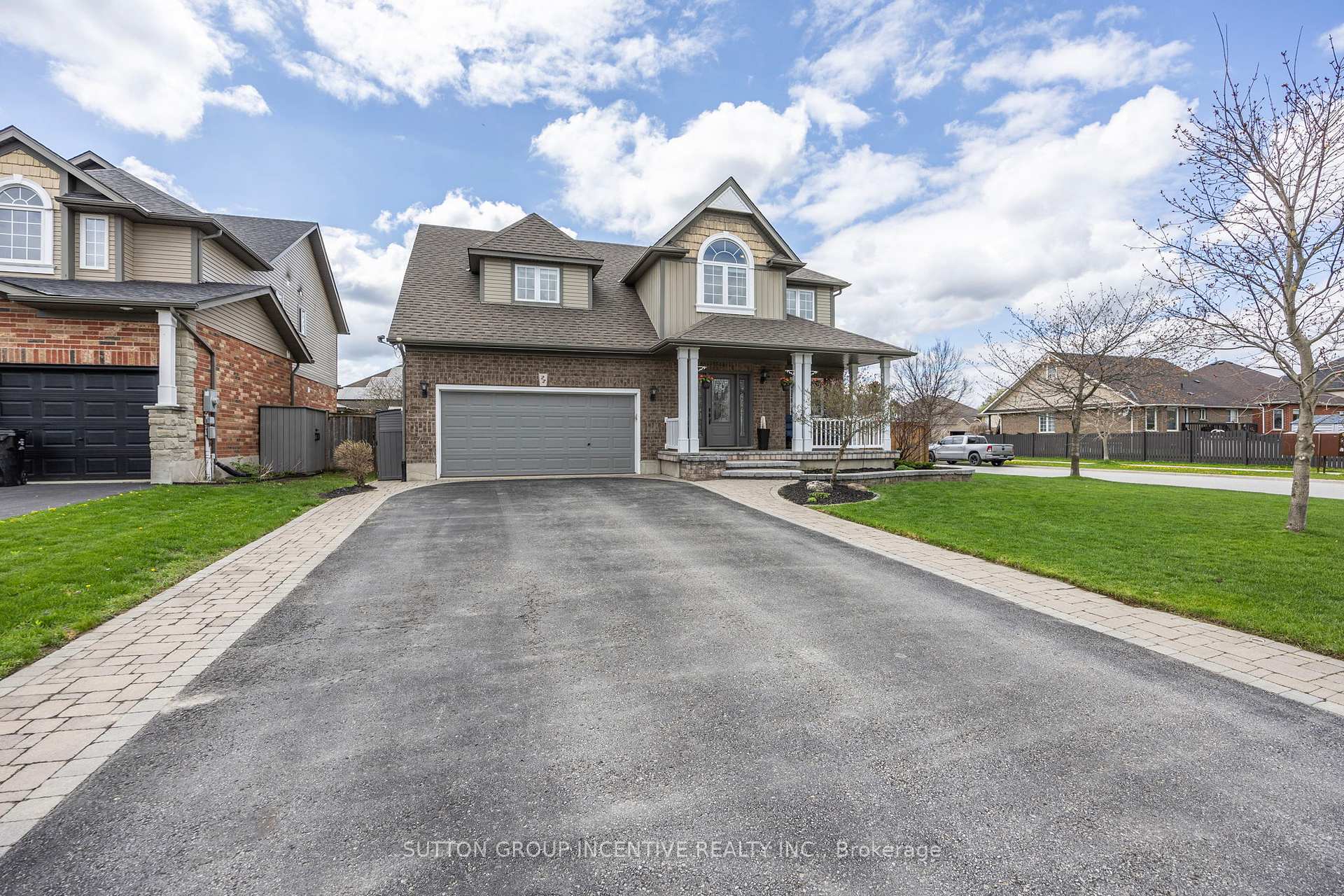 Photo 2 of 22 Armeda Clow Crescent, Essa, Angus — HOMEH
