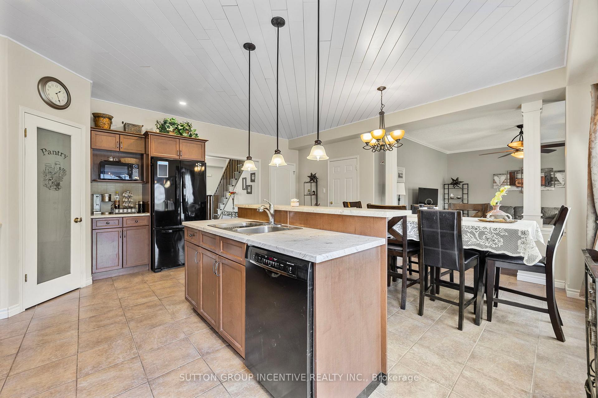 Photo 8 of 22 Armeda Clow Crescent, Essa, Angus — HOMEH
