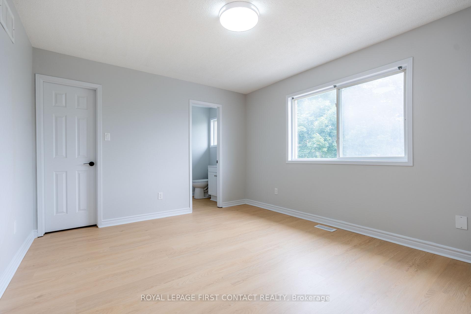 Photo 6 of 106 Tunbridge Road, Barrie, Georgian Drive — HOMEH