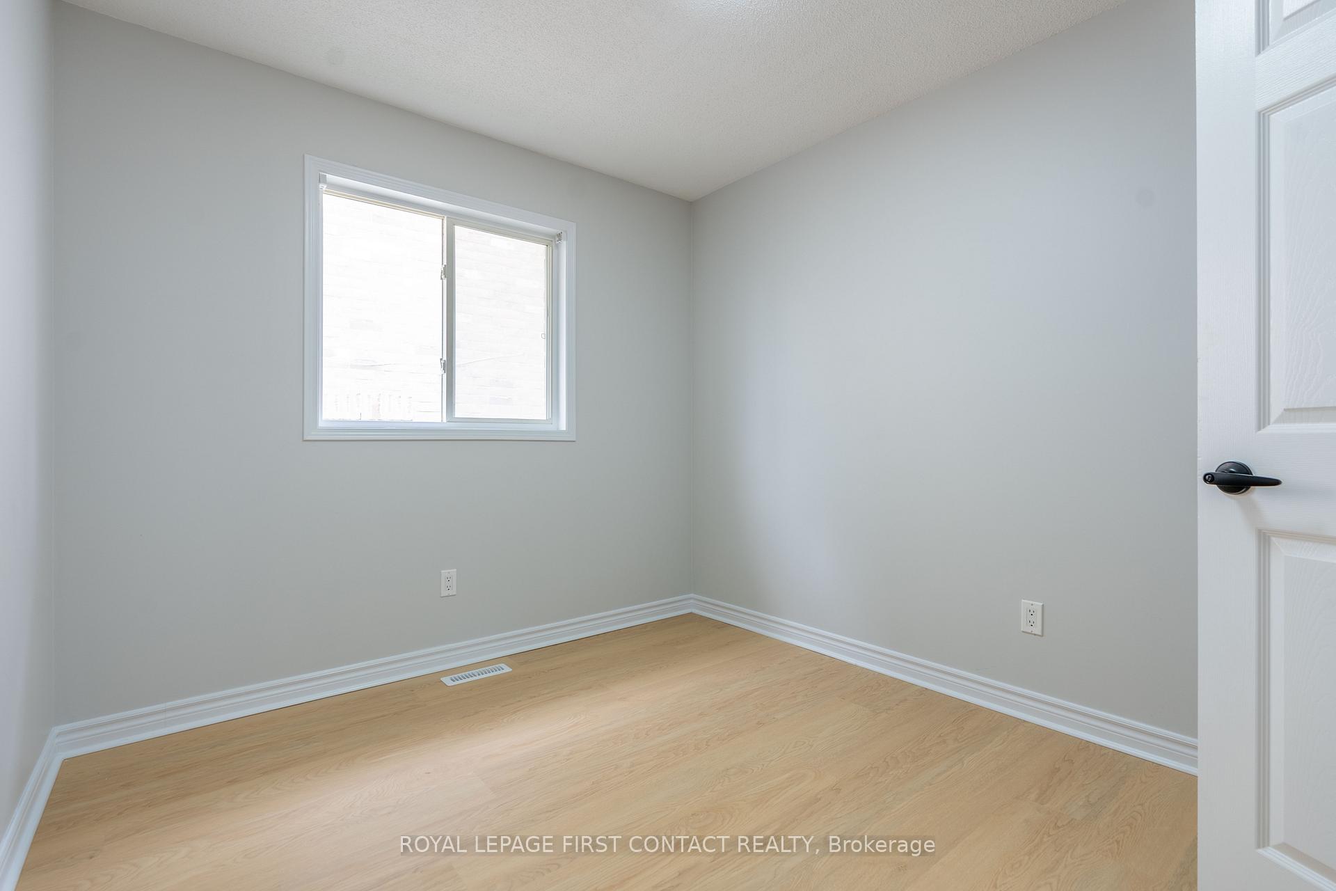 Photo 8 of 106 Tunbridge Road, Barrie, Georgian Drive — HOMEH