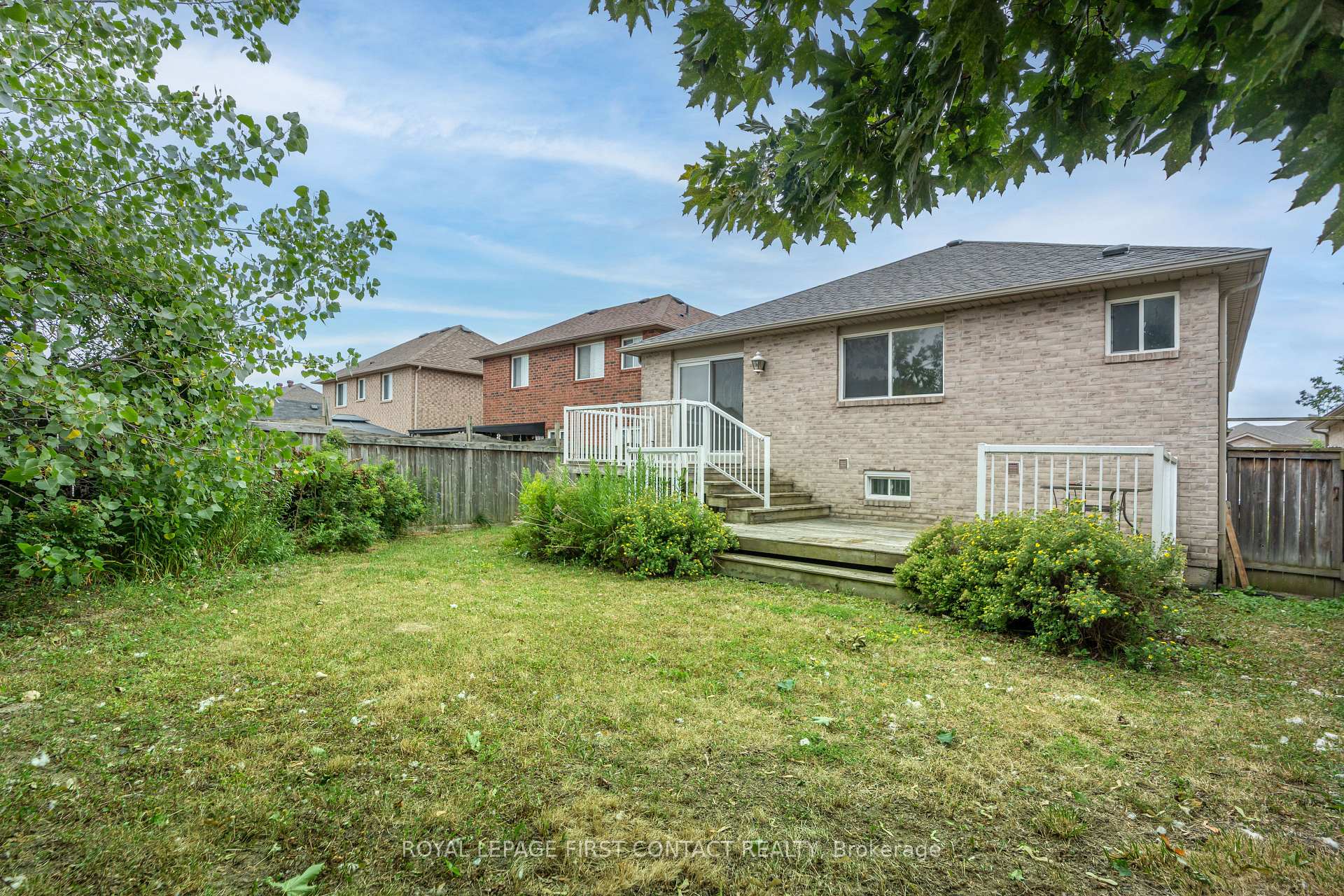 Photo 18 of 106 Tunbridge Road, Barrie, Georgian Drive — HOMEH