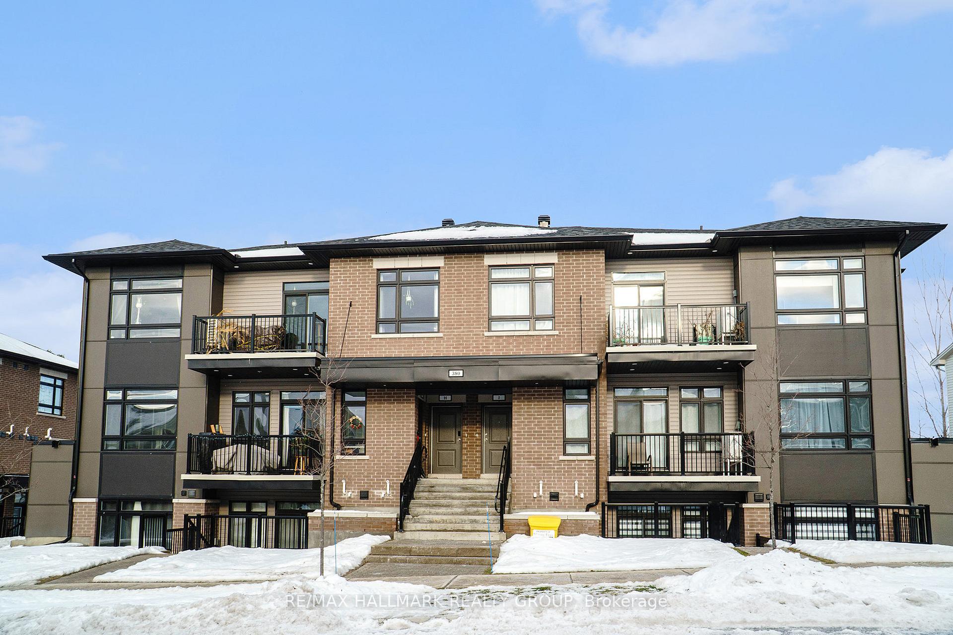 Photo 2 of Unit F, 380 Rolling Meadow Crescent, Ottawa, Mer Bleue/Bradley Estates/Anderson Park — HOMEH