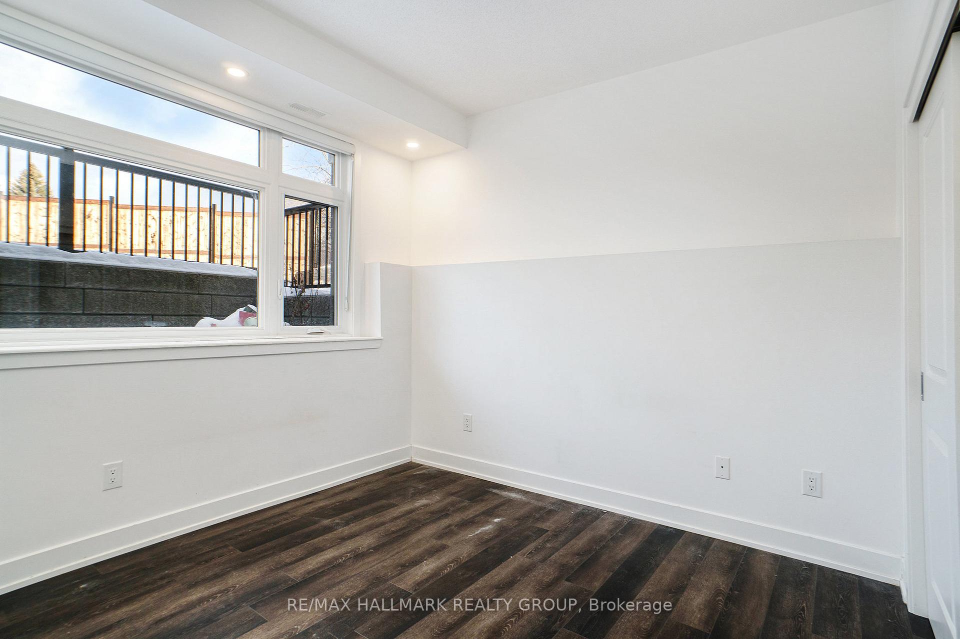 Photo 21 of Unit F, 380 Rolling Meadow Crescent, Ottawa, Mer Bleue/Bradley Estates/Anderson Park — HOMEH