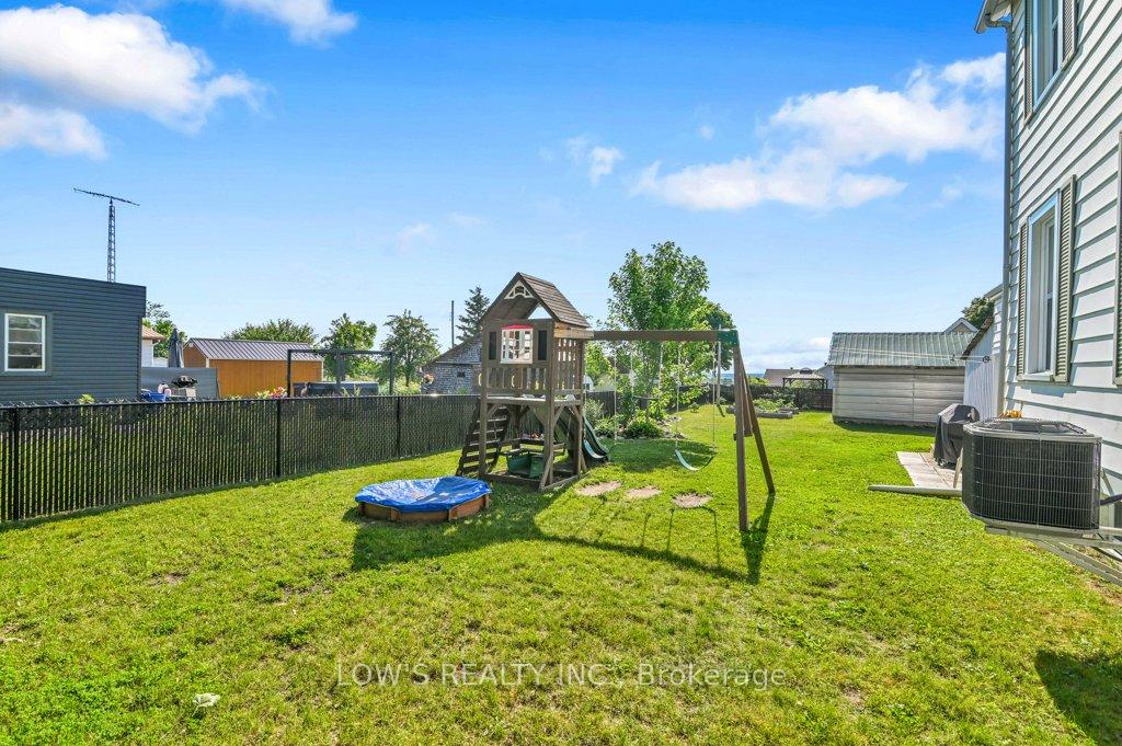 Photo 31 of 49 Stanley Avenue, Champlain, Vankleek Hill — HOMEH