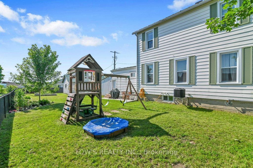 Photo 32 of 49 Stanley Avenue, Champlain, Vankleek Hill — HOMEH