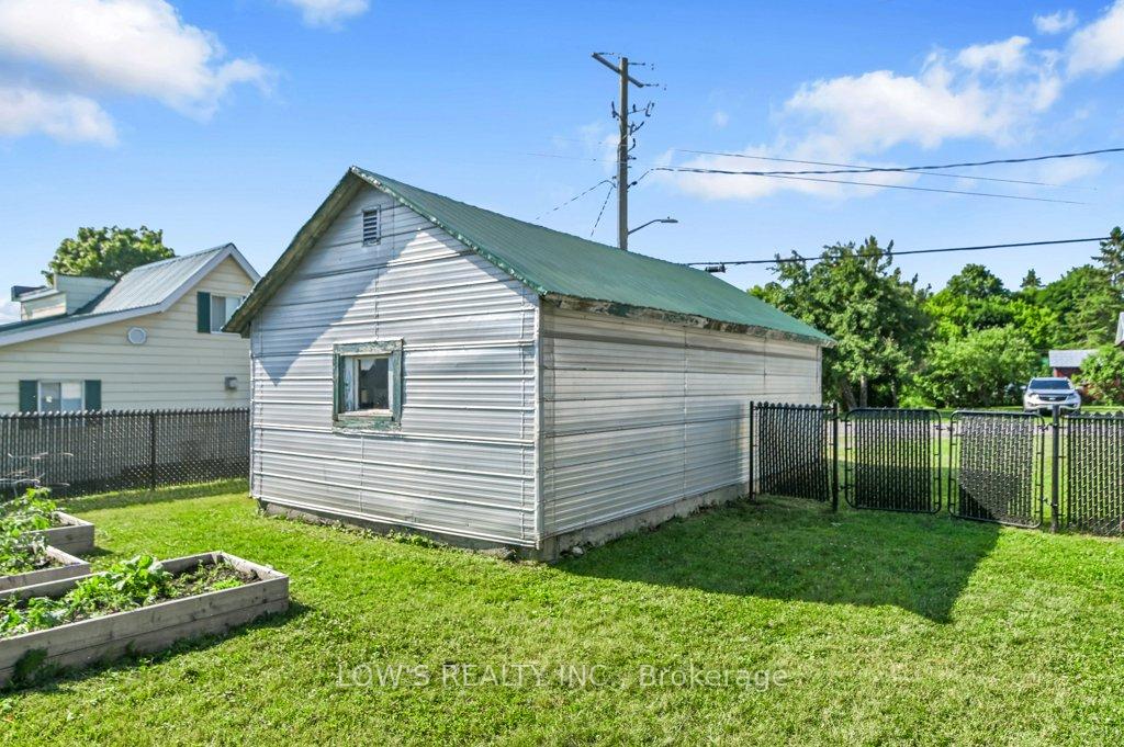 Photo 33 of 49 Stanley Avenue, Champlain, Vankleek Hill — HOMEH