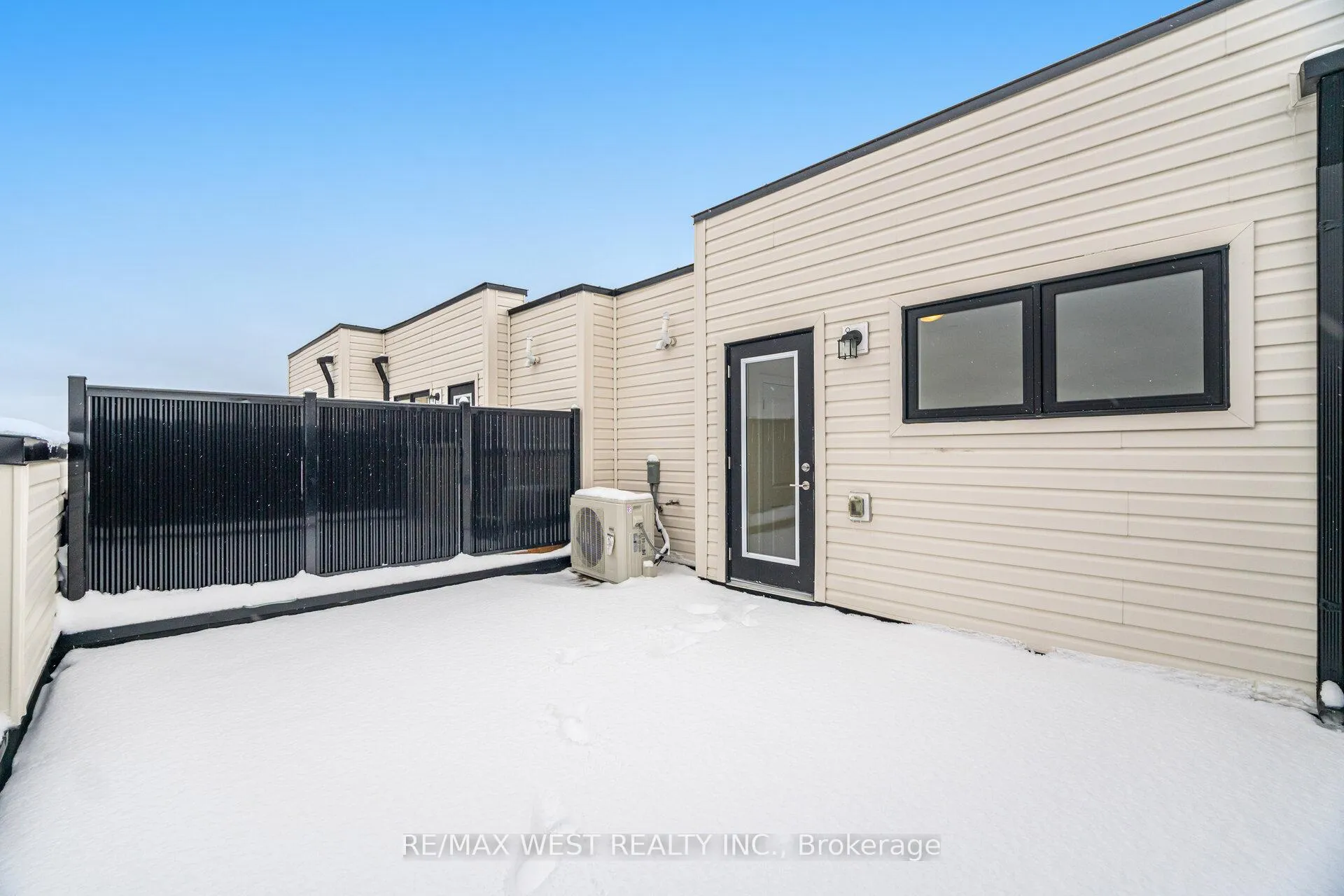 Photo 26 of Unit 27, 165 Tapscott Road N, Scarborough, Malvern — HOMEH