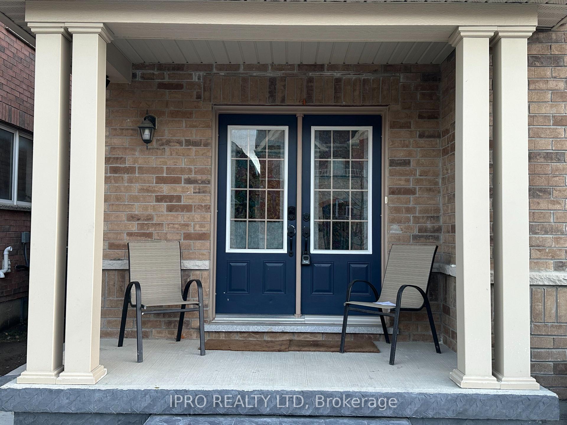 Photo 2 of 13 Raithby Crescent, Ajax, Central East — HOMEH