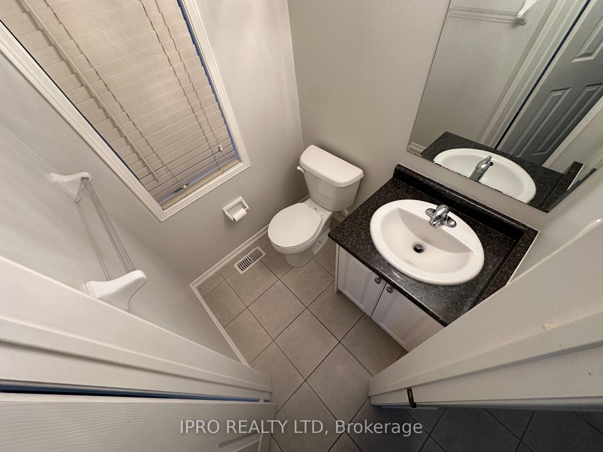 Photo 5 of 13 Raithby Crescent, Ajax, Central East — HOMEH