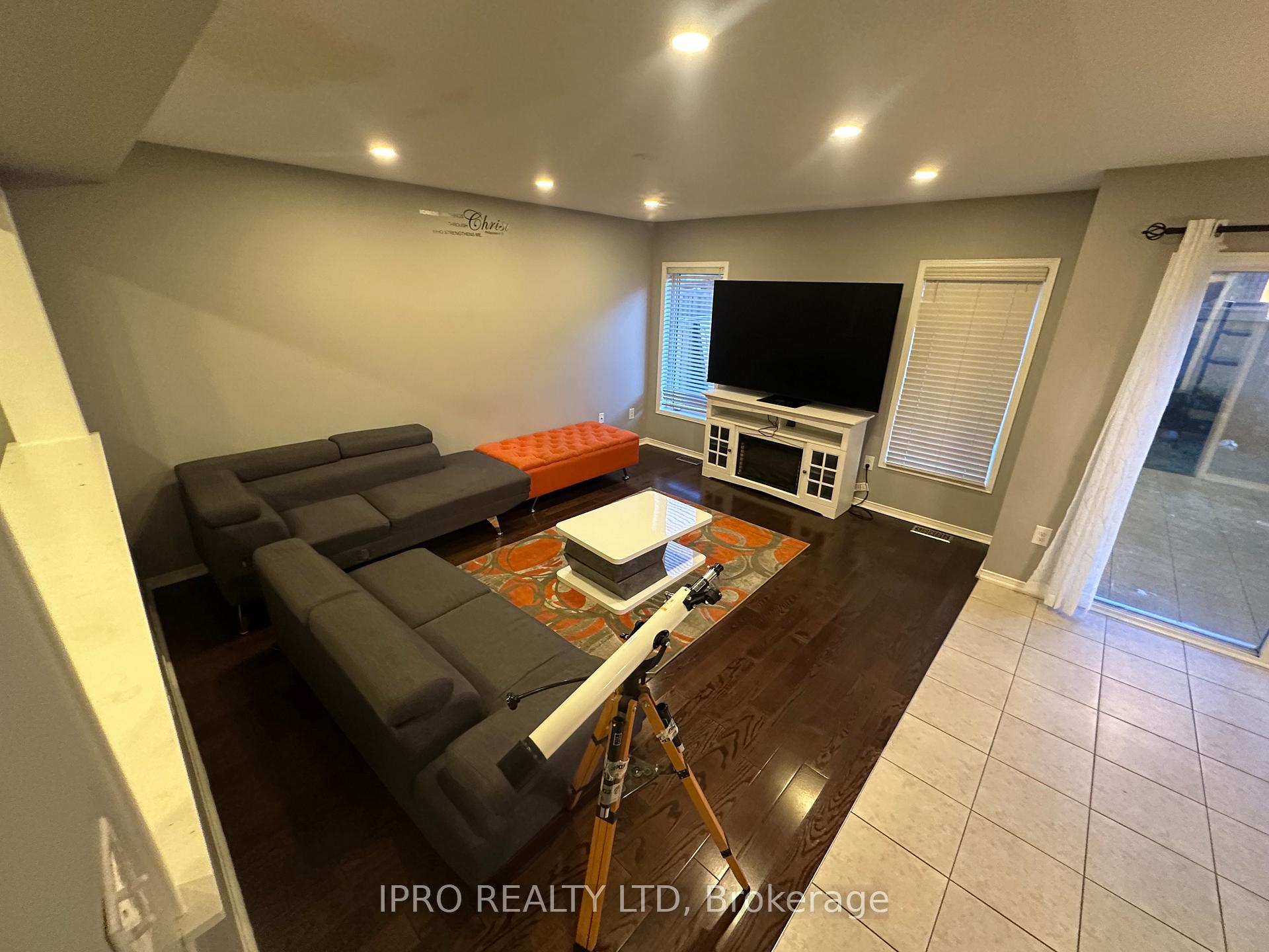 Photo 9 of 13 Raithby Crescent, Ajax, Central East — HOMEH