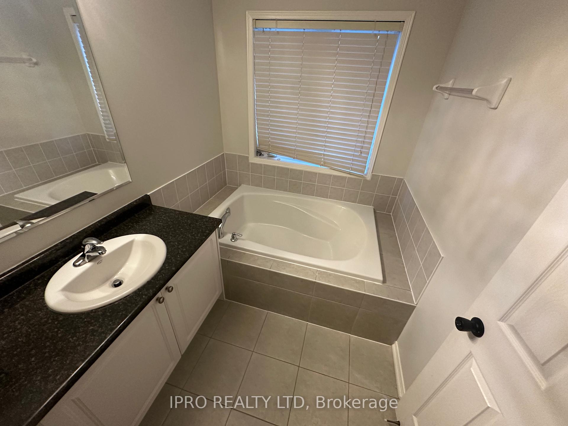 Photo 21 of 13 Raithby Crescent, Ajax, Central East — HOMEH