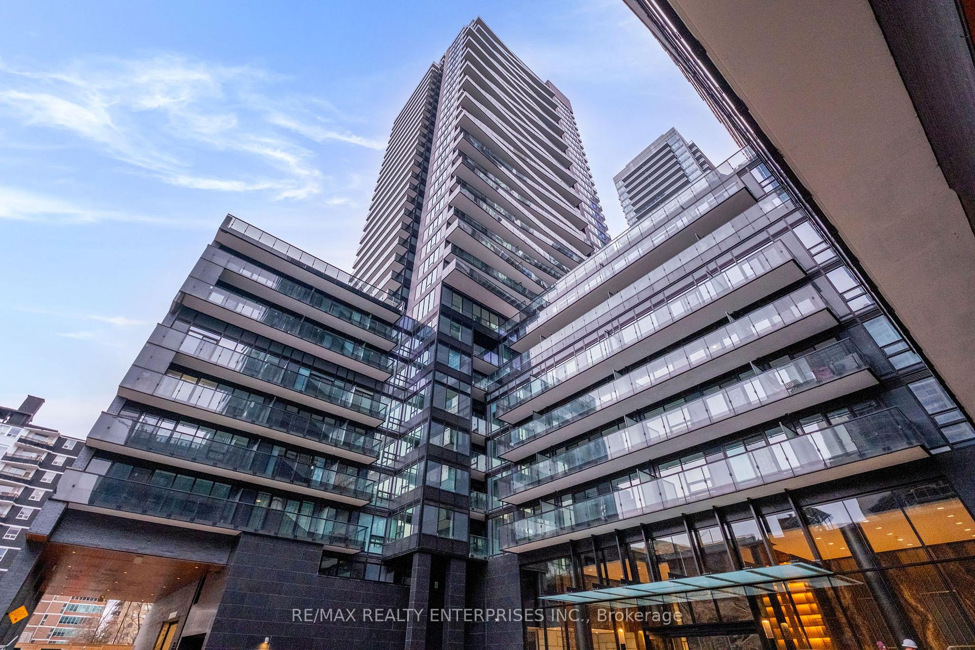 Photo 1 of Unit 516, 127 Broadway Avenue, Toronto, Mount Pleasant West — HOMEH