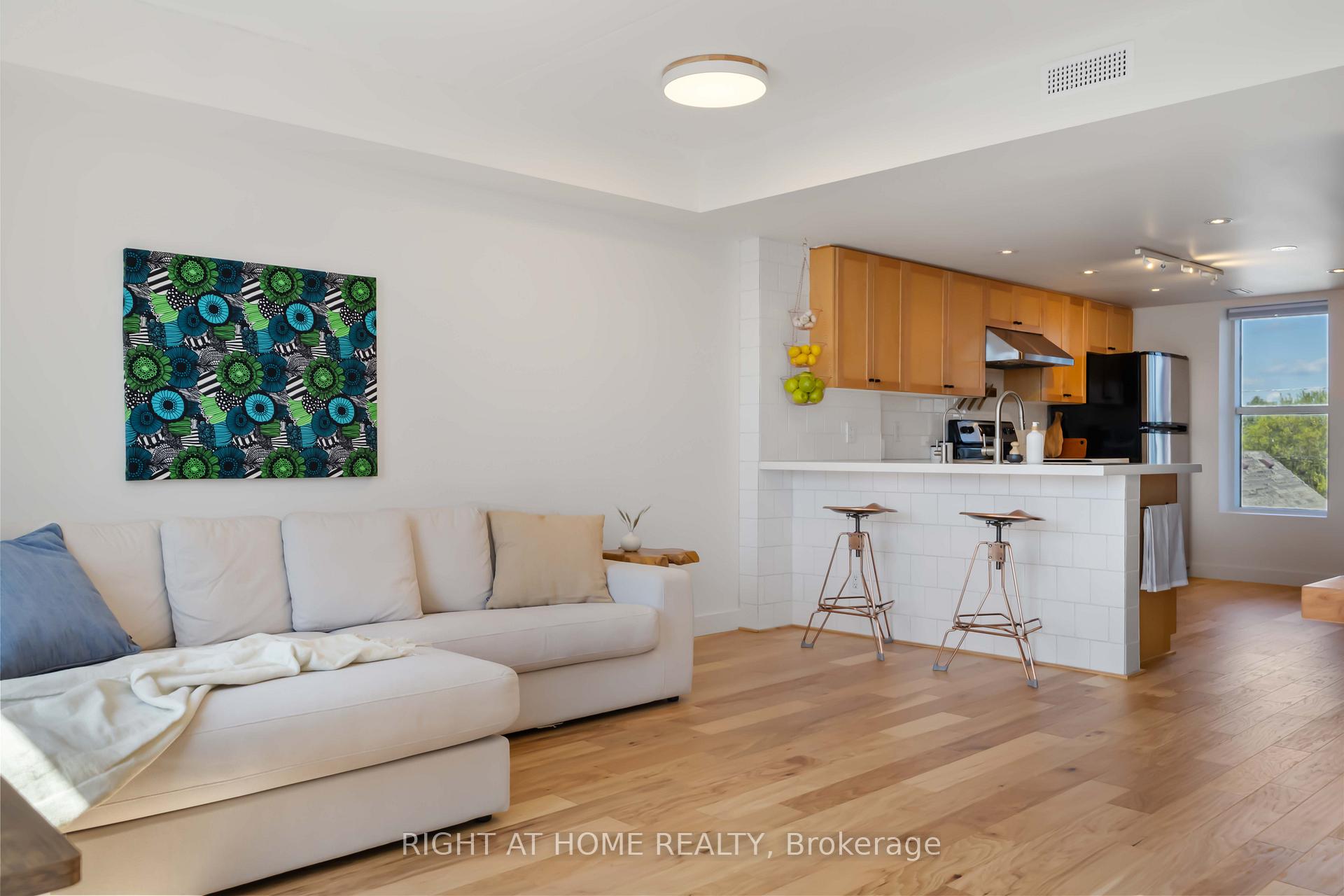 Photo 12 of Unit 202, 214 Main Street, Toronto, East End-Danforth — HOMEH