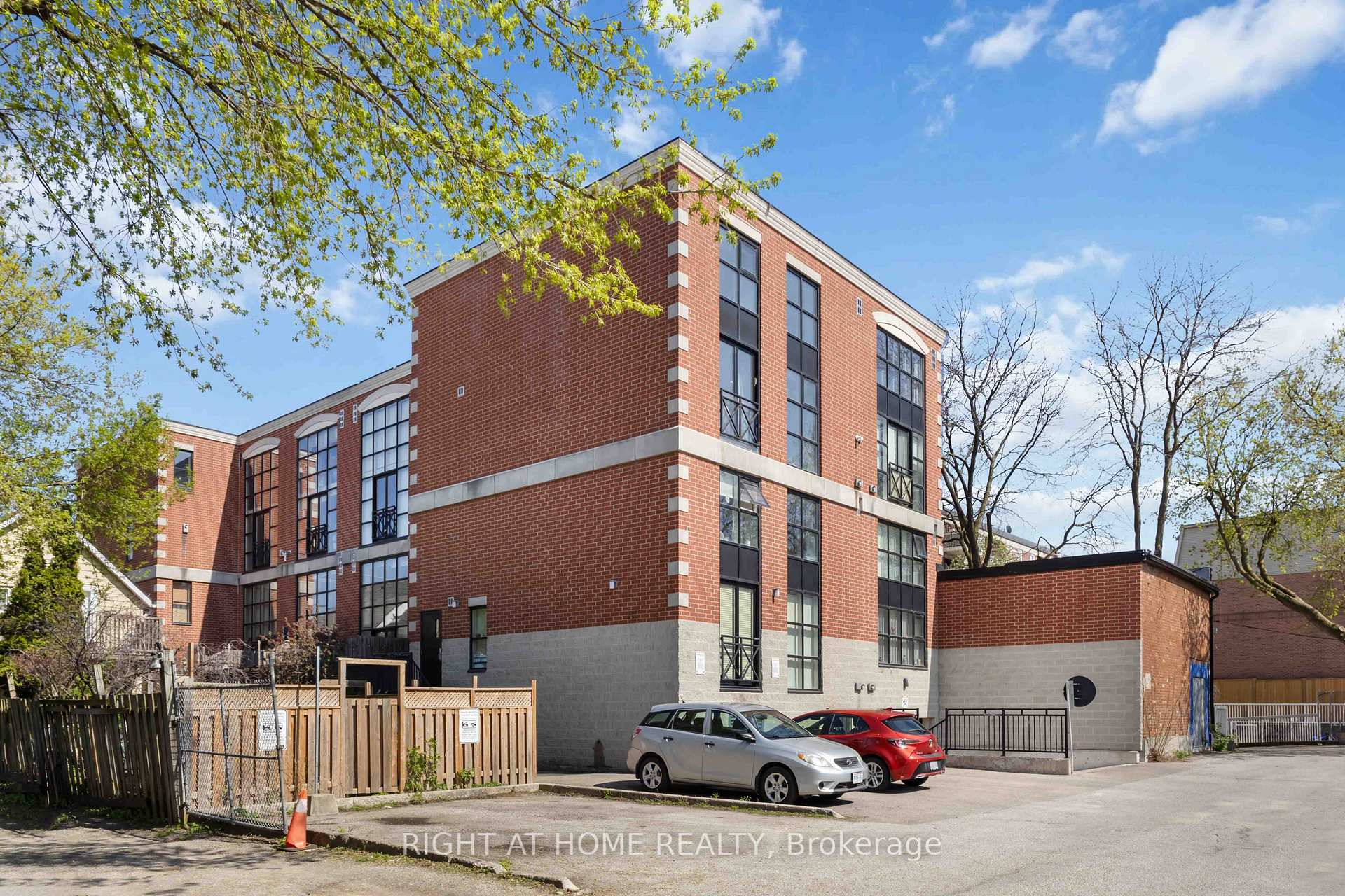 Photo 39 of Unit 202, 214 Main Street, Toronto, East End-Danforth — HOMEH