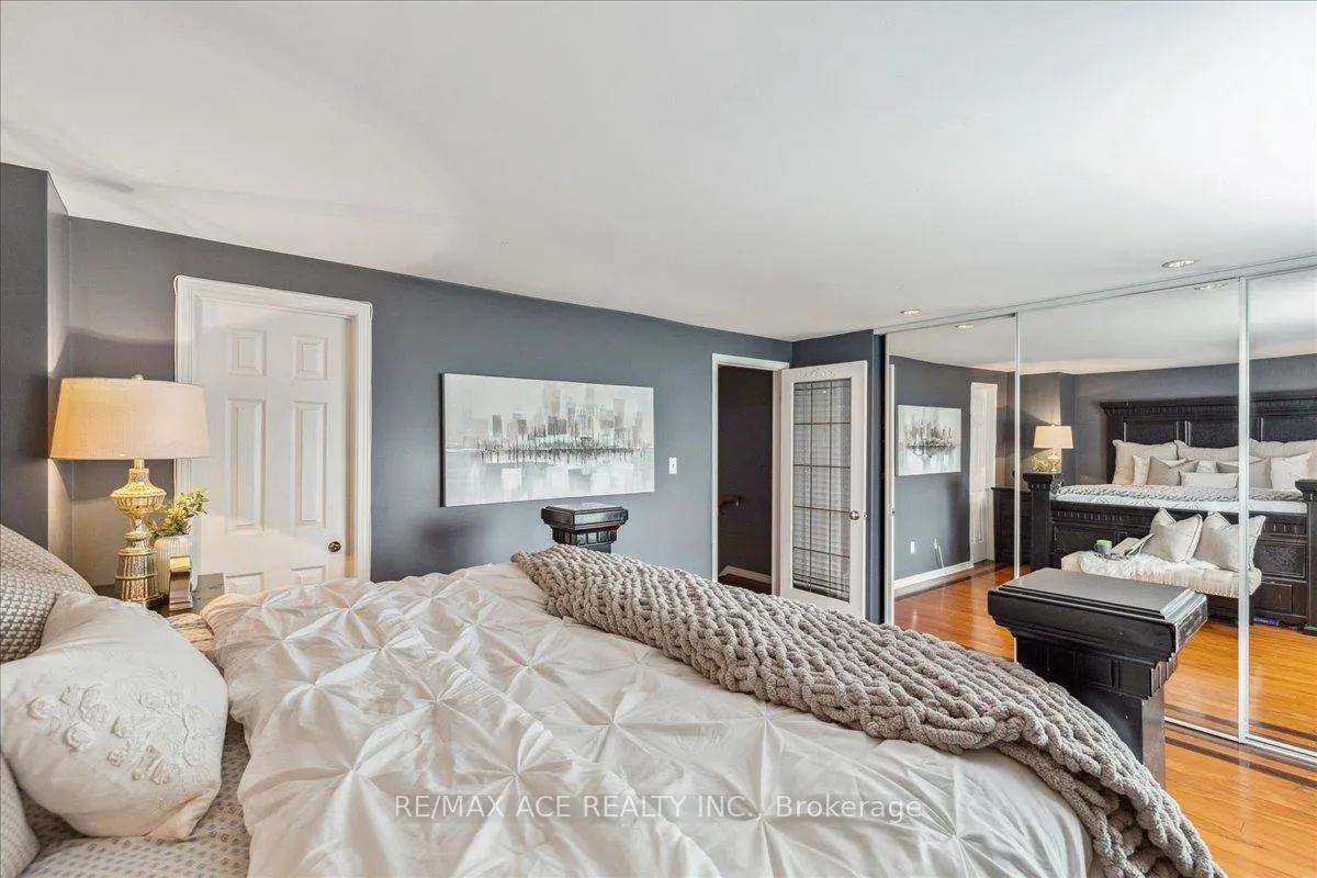 Photo 20 of Unit 8, 1330 Trowbridge Drive, Oshawa, Centennial — HOMEH