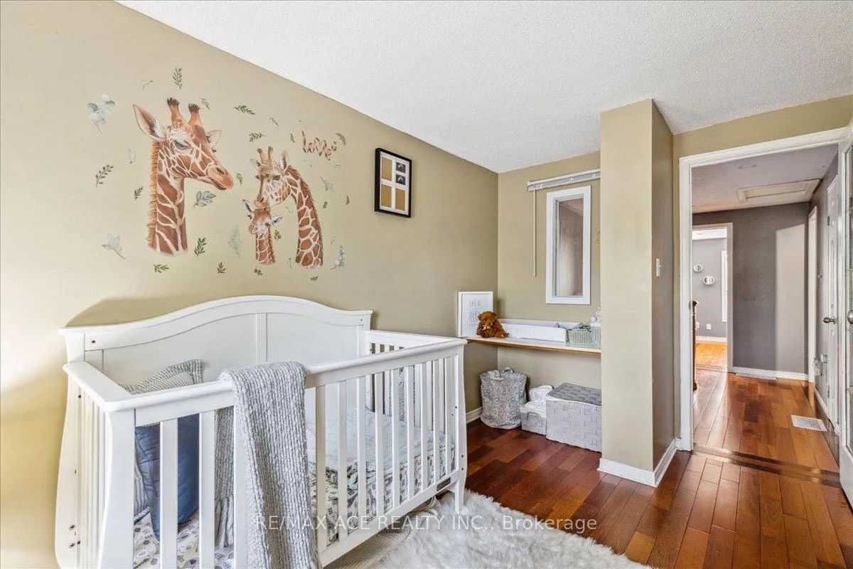 Photo 25 of Unit 8, 1330 Trowbridge Drive, Oshawa, Centennial — HOMEH