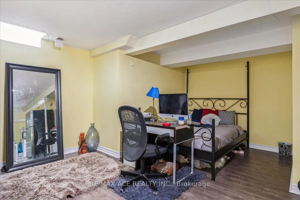 Photo 28 of Unit 8, 1330 Trowbridge Drive, Oshawa, Centennial — HOMEH