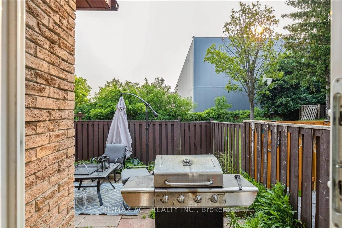 Photo 30 of Unit 8, 1330 Trowbridge Drive, Oshawa, Centennial — HOMEH