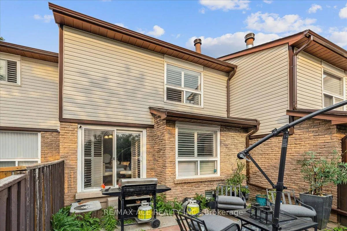 Photo 32 of Unit 8, 1330 Trowbridge Drive, Oshawa, Centennial — HOMEH