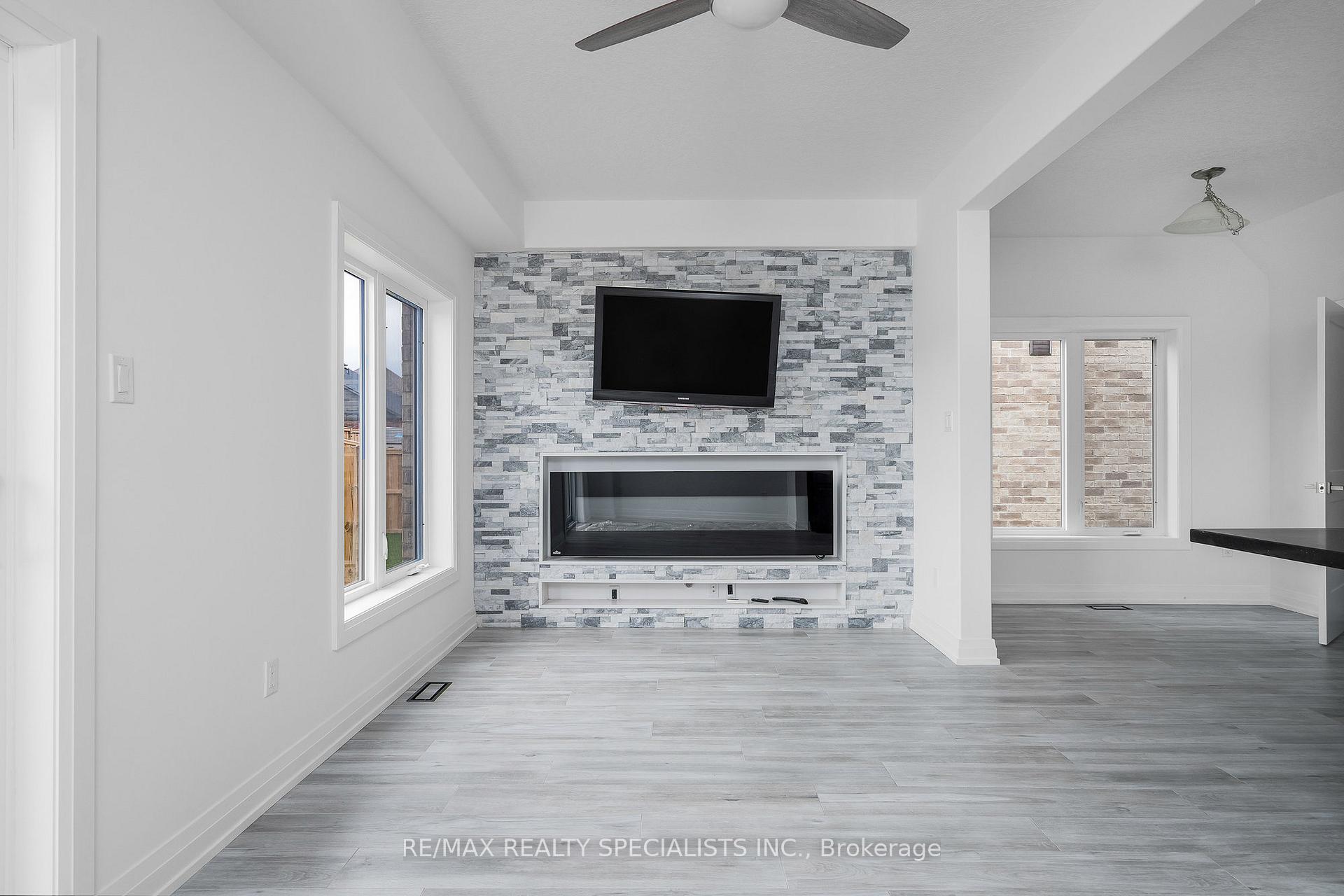 Photo 2 of 99 Archer Avenue, Collingwood — HOMEH