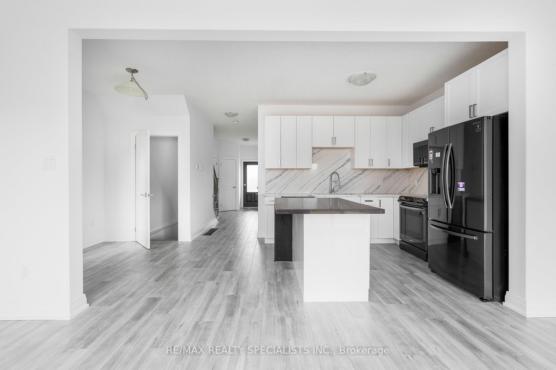 Photo 4 of 99 Archer Avenue, Collingwood — HOMEH