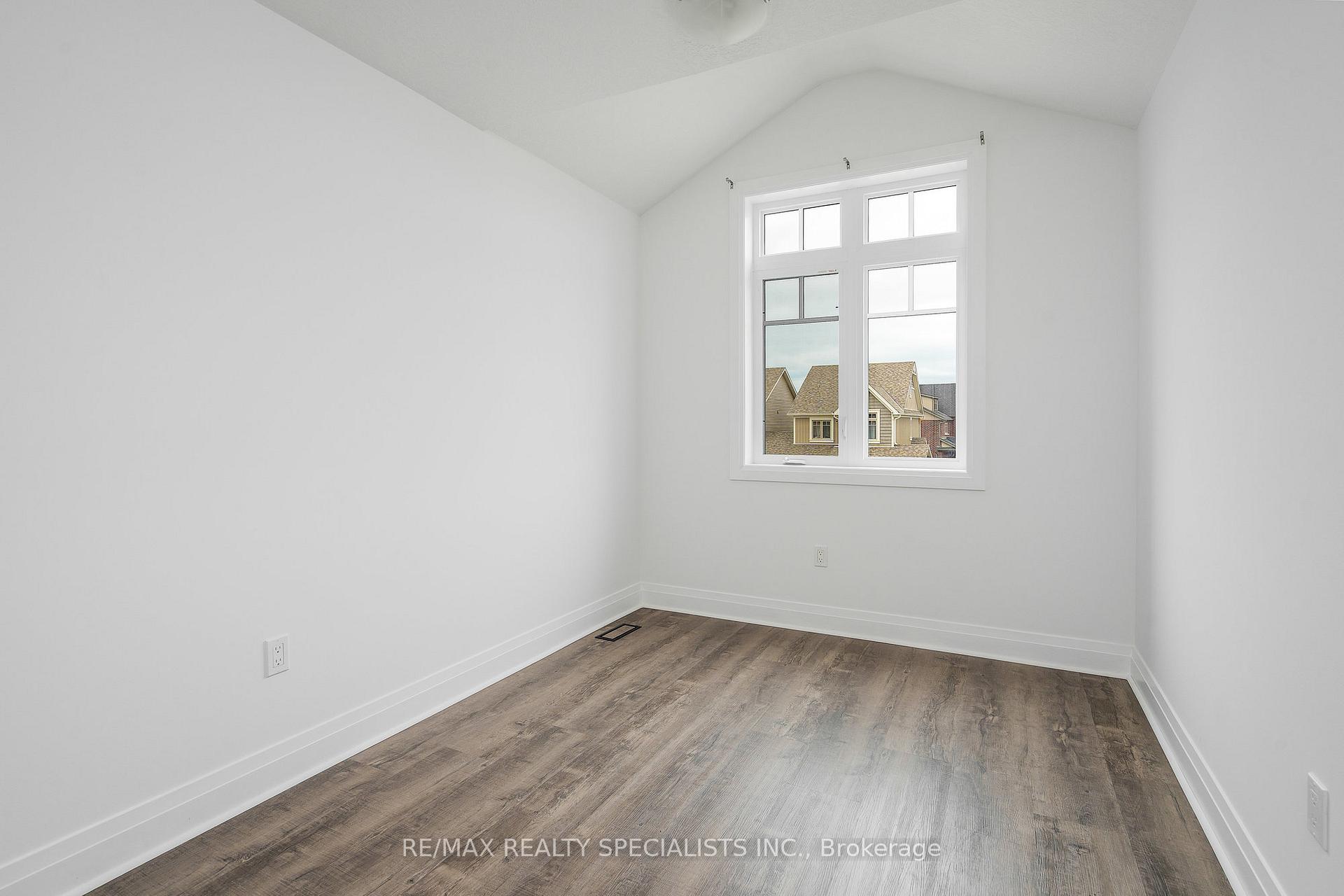 Photo 8 of 99 Archer Avenue, Collingwood — HOMEH