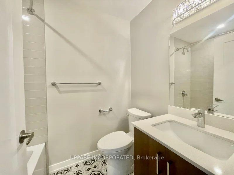 Photo 11 of Unit D, 681 Edison Avenue, Ottawa, Laurentianview — HOMEH