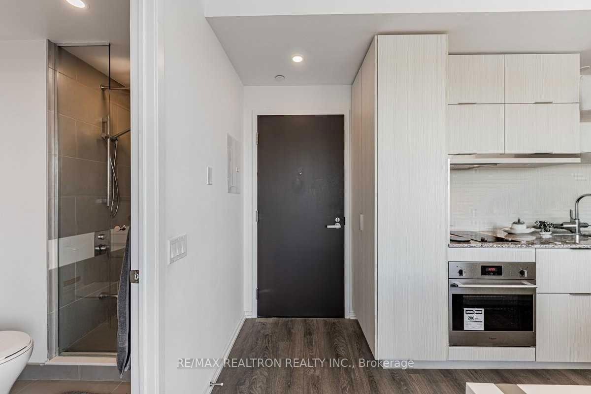 Photo 9 of Unit 5313, 197 Yonge Street, Toronto, Church-Yonge Corridor — HOMEH