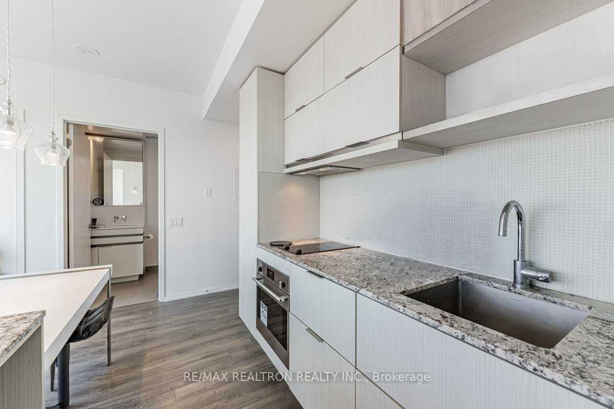 Photo 11 of Unit 5313, 197 Yonge Street, Toronto, Church-Yonge Corridor — HOMEH