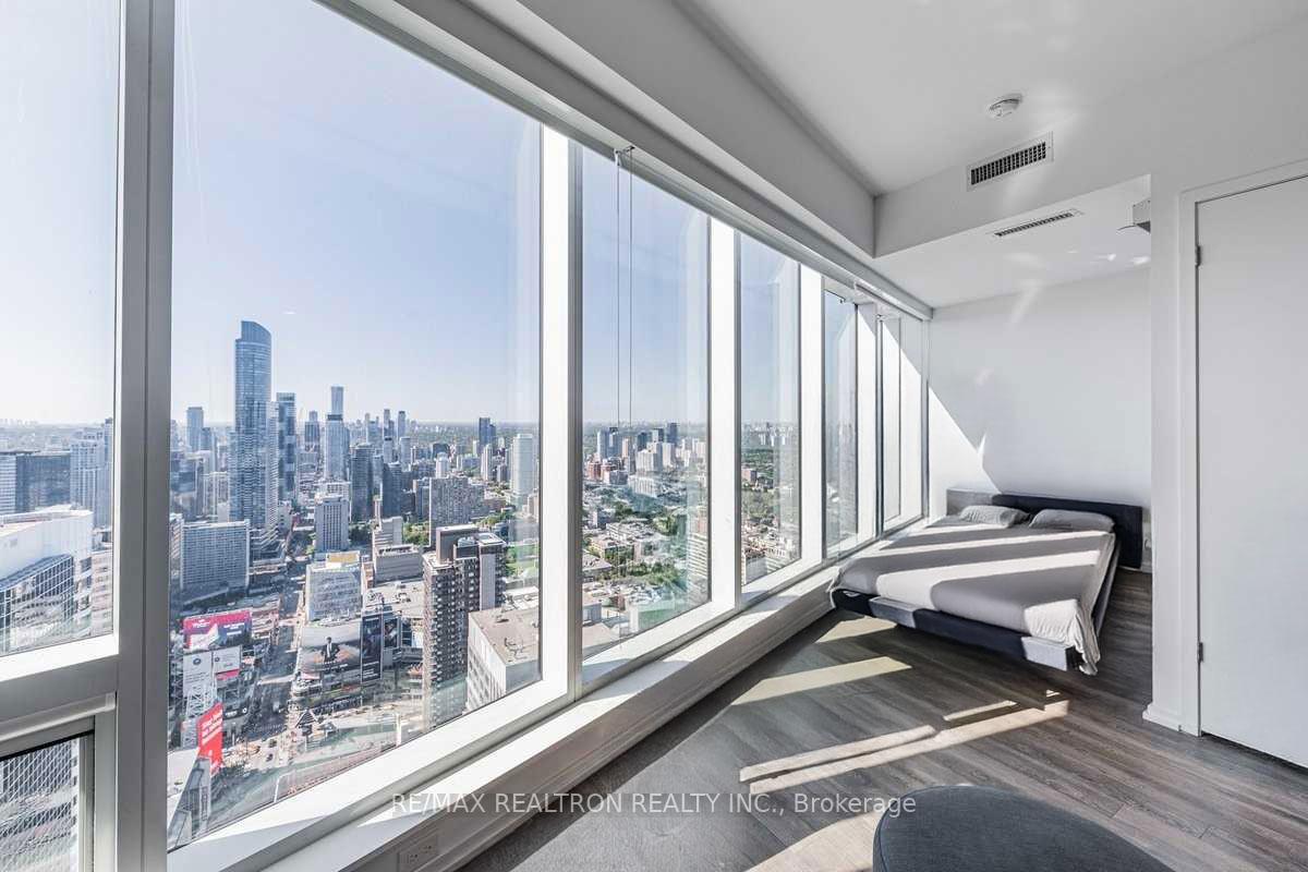 Photo 12 of Unit 5313, 197 Yonge Street, Toronto, Church-Yonge Corridor — HOMEH