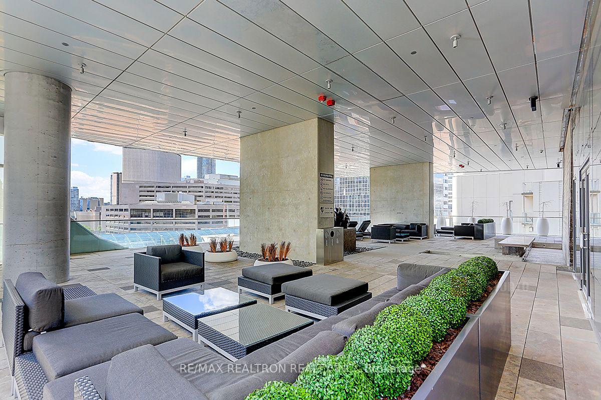 Photo 16 of Unit 5313, 197 Yonge Street, Toronto, Church-Yonge Corridor — HOMEH