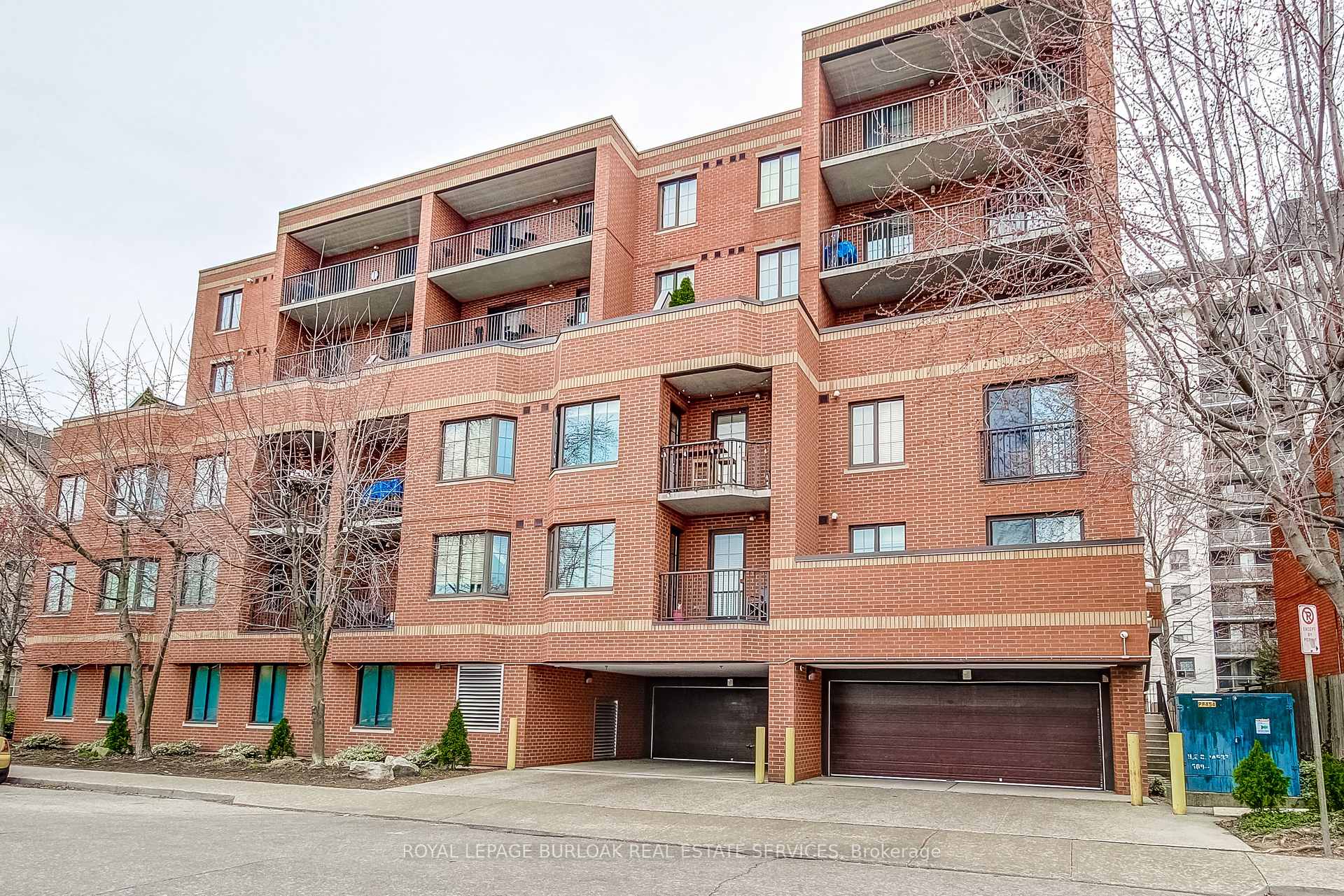 Photo 3 of Unit 404, 47 Caroline Street N, Hamilton, Central — HOMEH