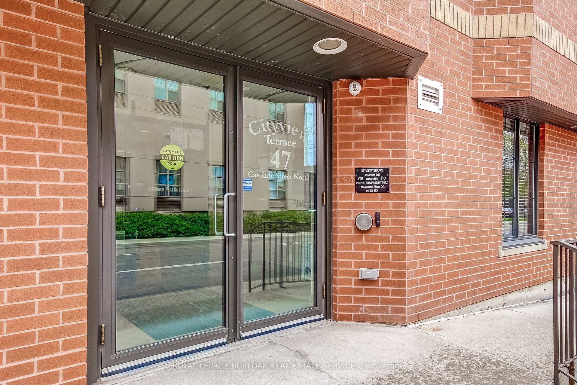 Photo 5 of Unit 404, 47 Caroline Street N, Hamilton, Central — HOMEH