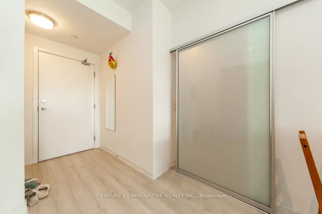 Photo 5 of Unit 221, 681 Yonge Street, Barrie, Painswick South — HOMEH