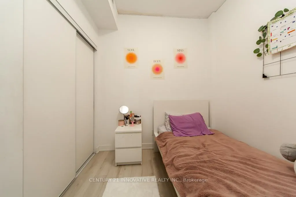 Photo 7 of Unit 221, 681 Yonge Street, Barrie, Painswick South — HOMEH