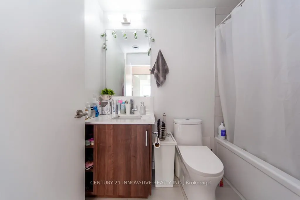 Photo 15 of Unit 221, 681 Yonge Street, Barrie, Painswick South — HOMEH