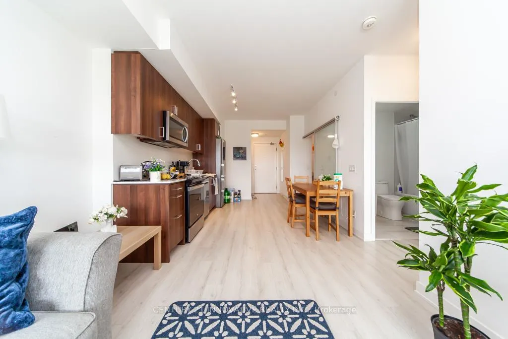 Photo 17 of Unit 221, 681 Yonge Street, Barrie, Painswick South — HOMEH