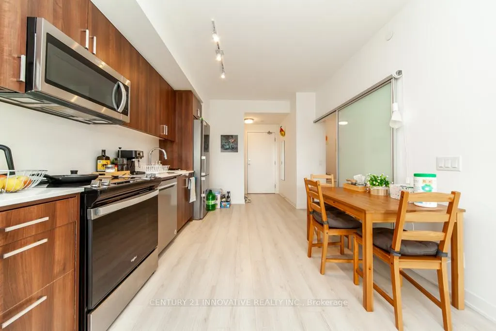 Photo 19 of Unit 221, 681 Yonge Street, Barrie, Painswick South — HOMEH