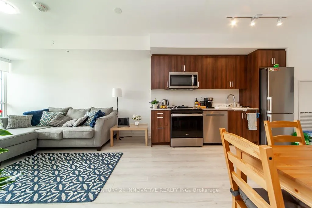Photo 20 of Unit 221, 681 Yonge Street, Barrie, Painswick South — HOMEH