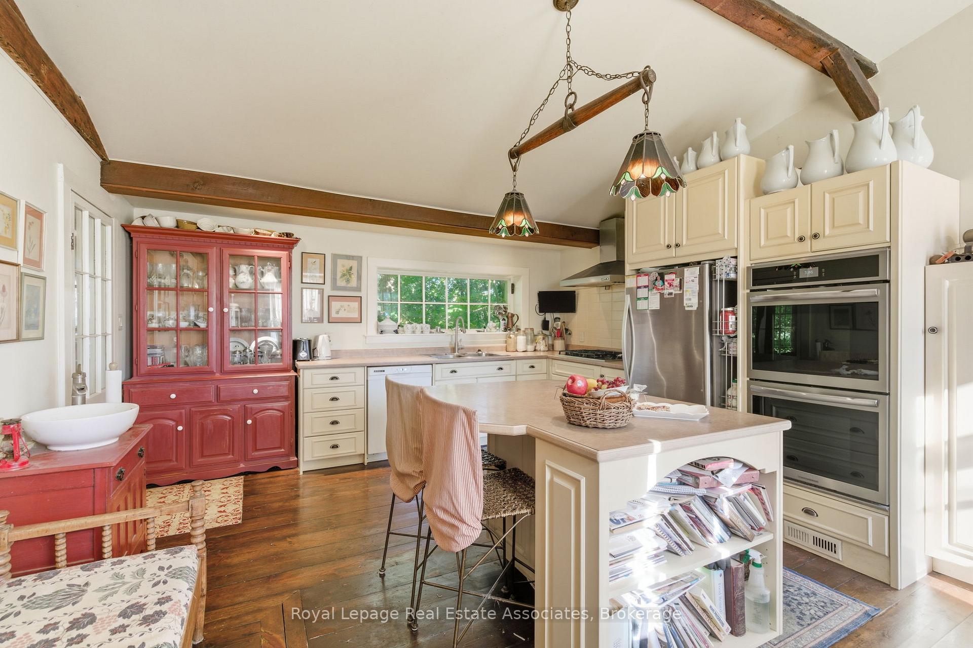 Photo 31 of 52 Grand River Street S, Brant, Paris — HOMEH