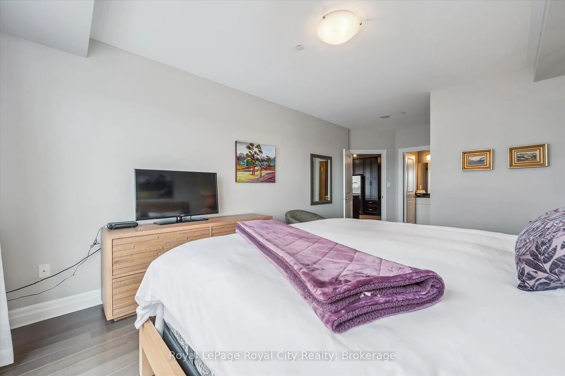 Photo 23 of Unit 606, 160 Macdonell Street, Guelph, Downtown — HOMEH