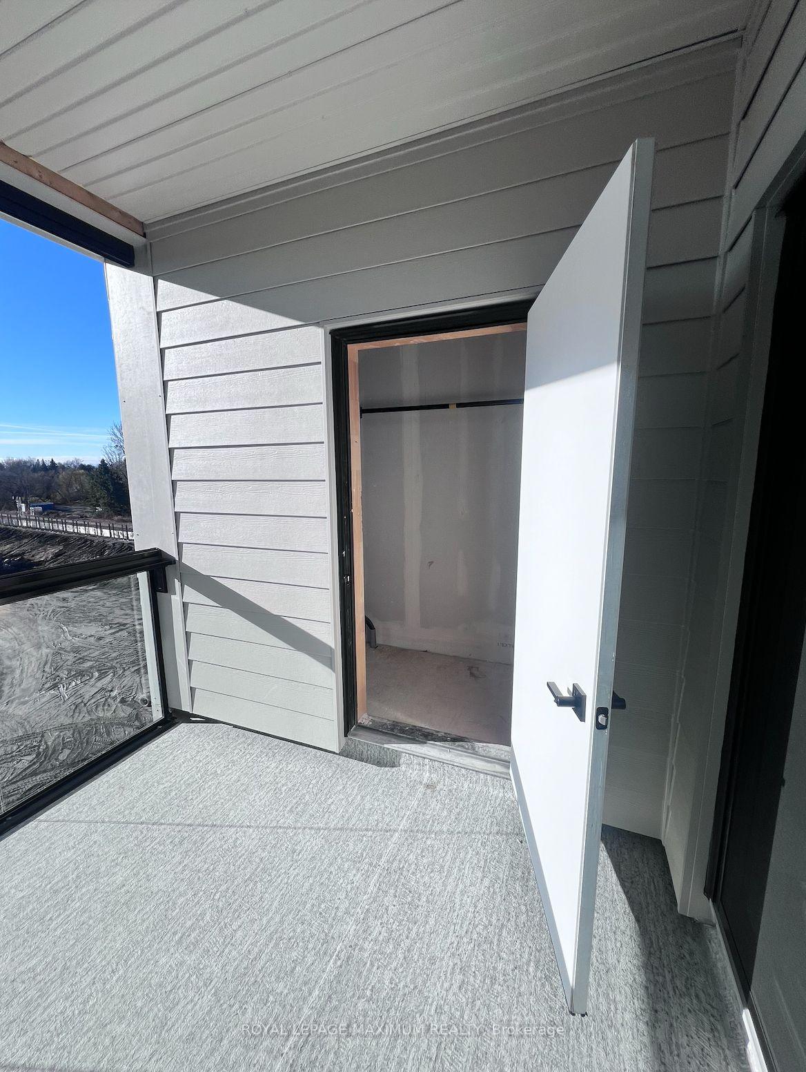 Photo 23 of Unit 604, 15 Kneeshaw Drive, Barrie, Rural Barrie Southeast — HOMEH