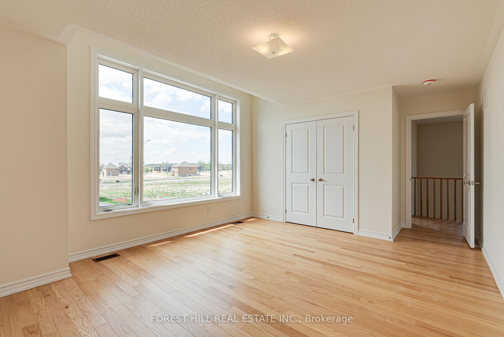 Photo 36 of 138 Terry Fox Drive, Barrie, Rural Barrie Southeast — HOMEH