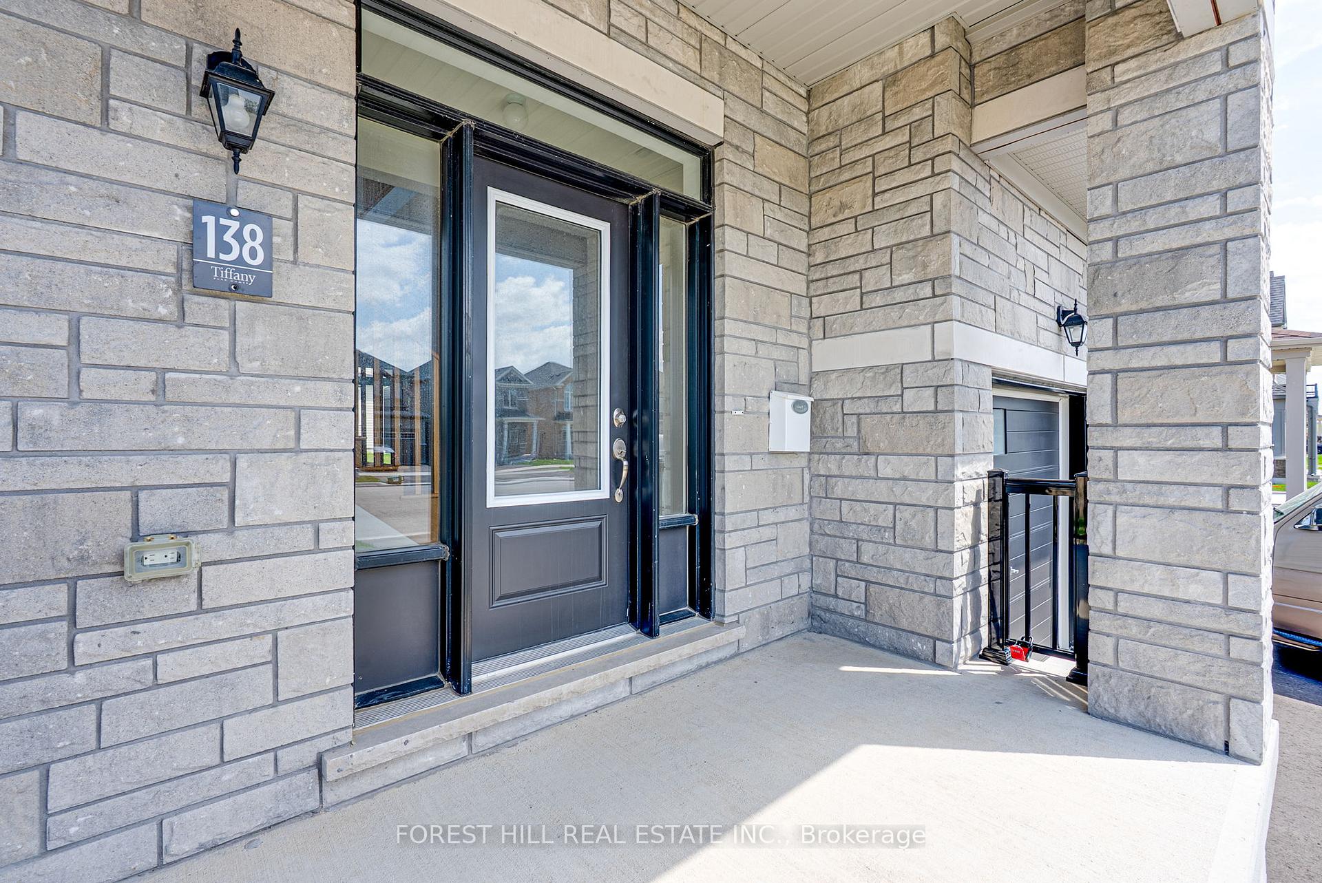 Photo 42 of 138 Terry Fox Drive, Barrie, Rural Barrie Southeast — HOMEH