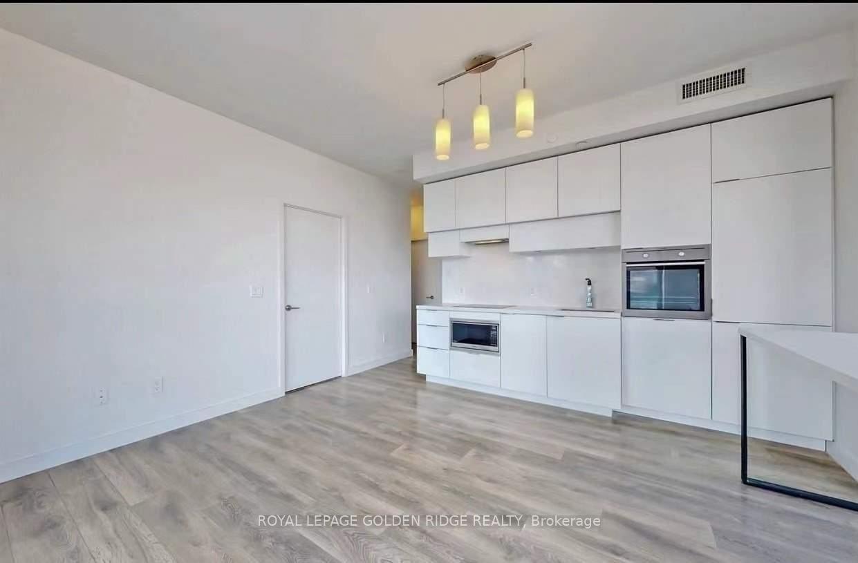 Photo 5 of Unit #2011, 8 Eglinton Avenue E, Toronto, Mount Pleasant West — HOMEH