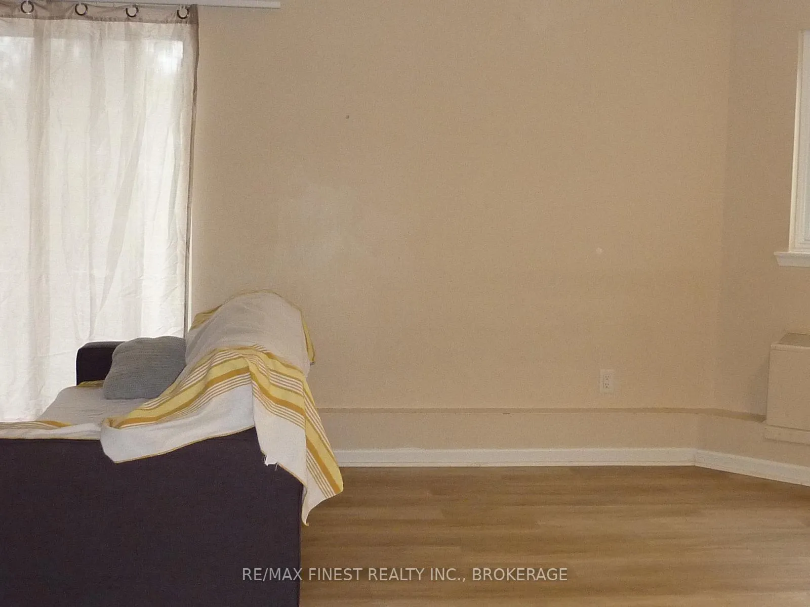 Photo 5 of Unit 307, 266 Guthrie Drive, Kingston, Rideau — HOMEH