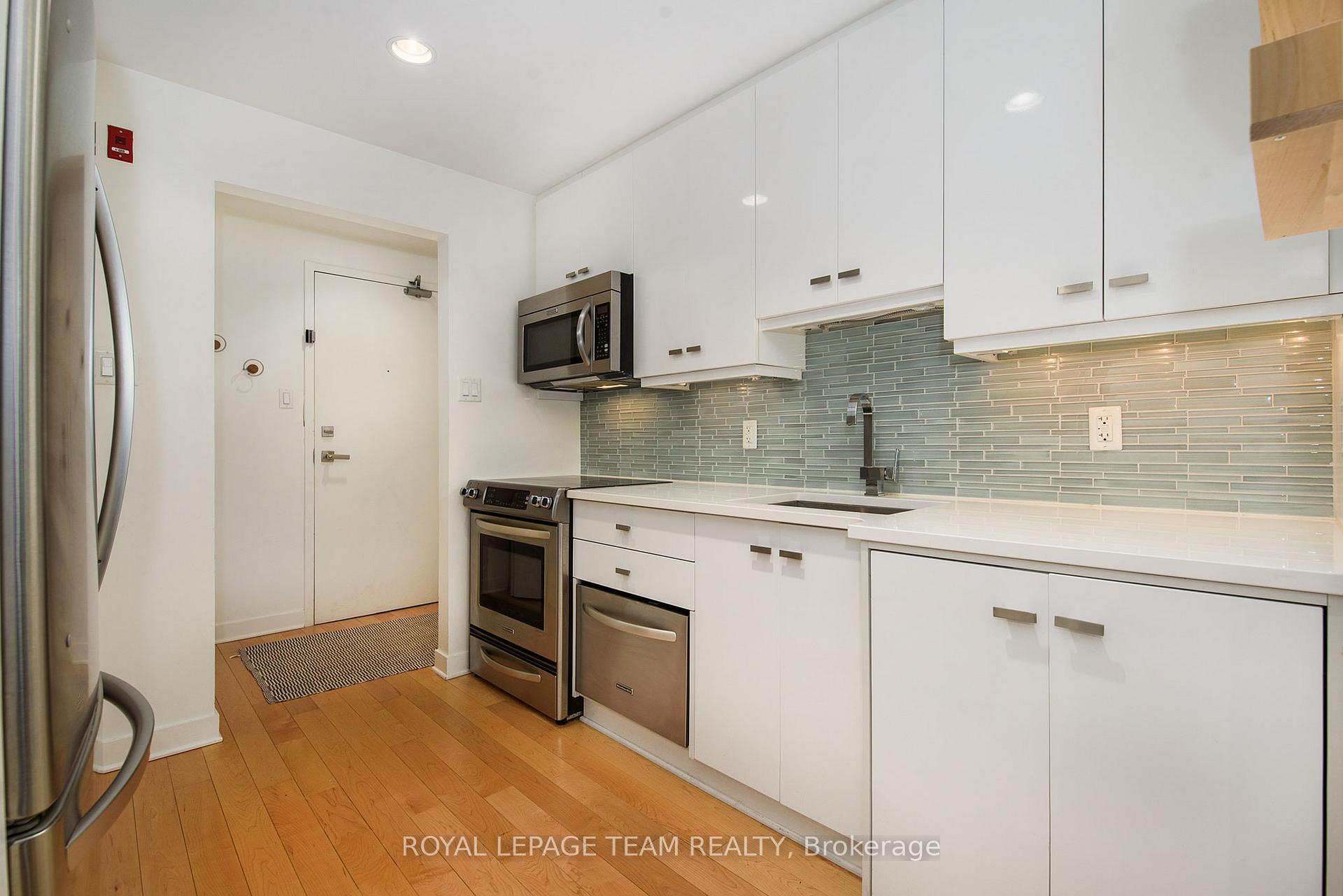 Photo 4 of Unit 19, 202 St Patrick Street, Ottawa, Lower Town/Byward Market — HOMEH