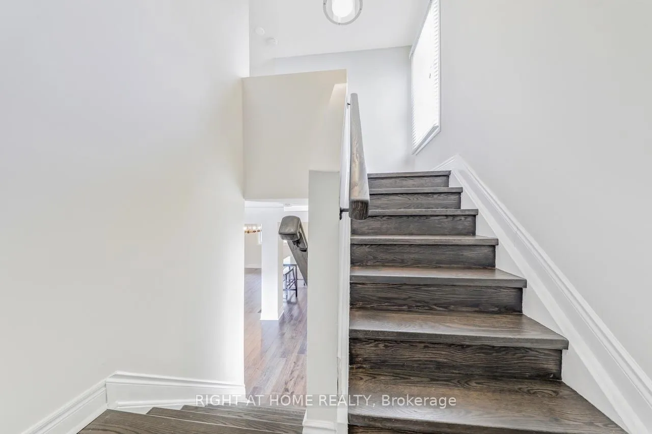 Photo 9 of Unit 9, 9 Ashton Crescent, Brampton, Central Park — HOMEH