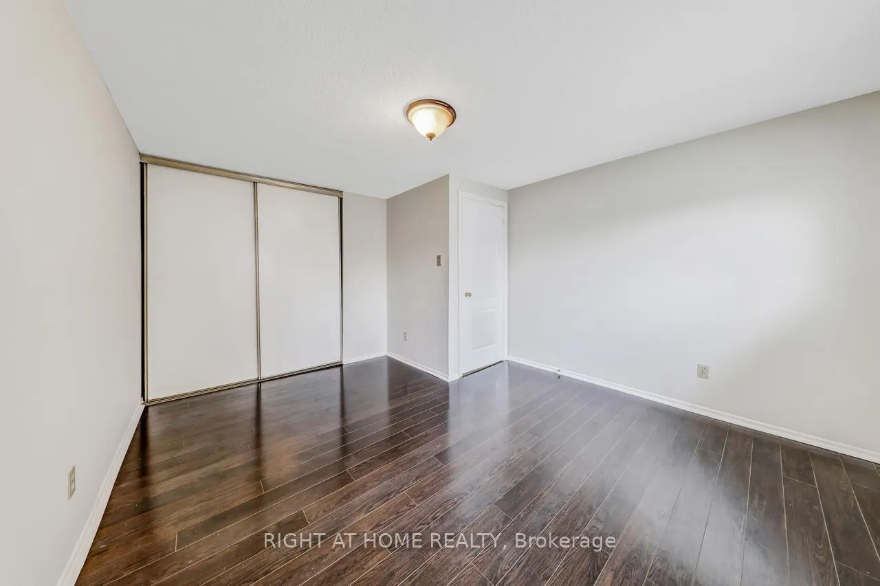 Photo 11 of Unit 9, 9 Ashton Crescent, Brampton, Central Park — HOMEH