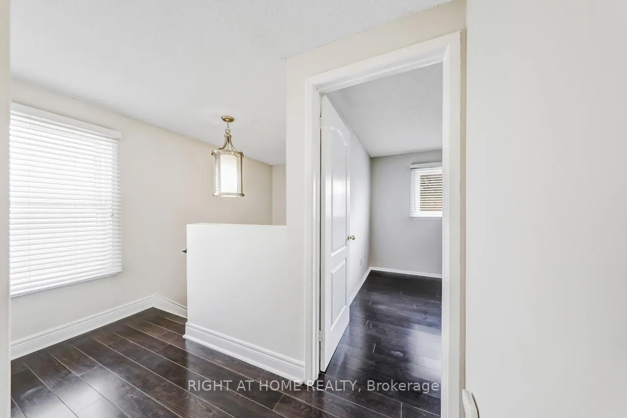 Photo 14 of Unit 9, 9 Ashton Crescent, Brampton, Central Park — HOMEH